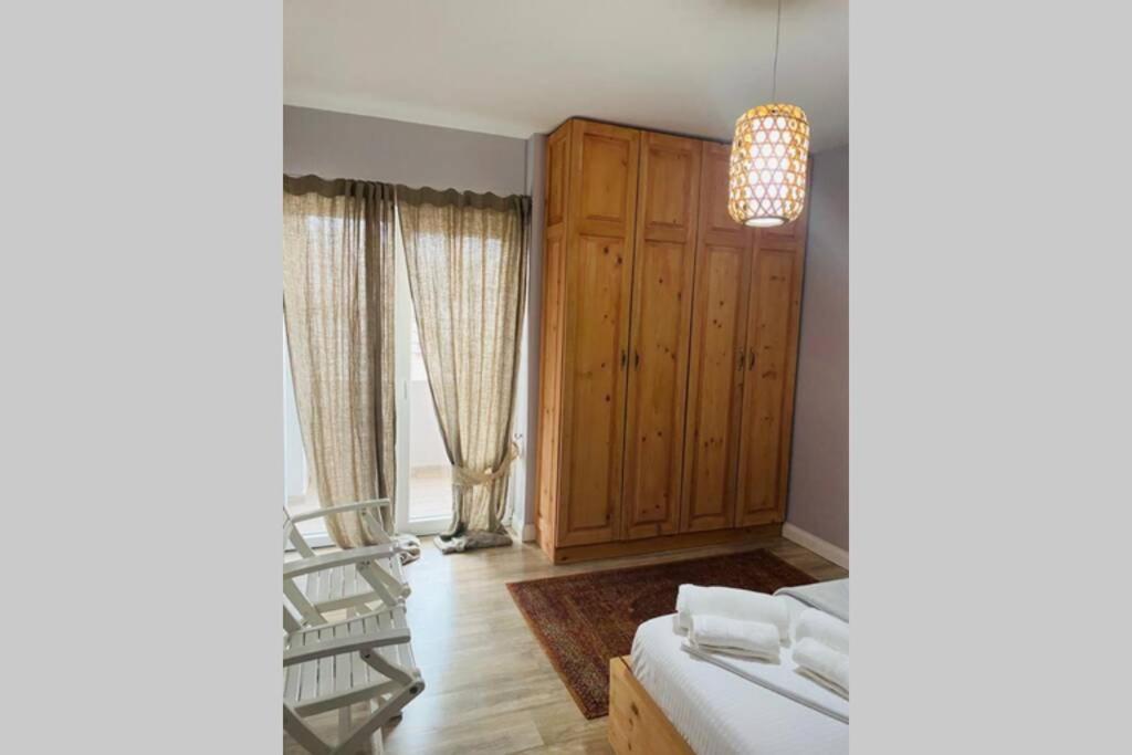 Cozy Lake Front Flat Bequeme Wohnung An Der See Pogradec Eksteriør bilde